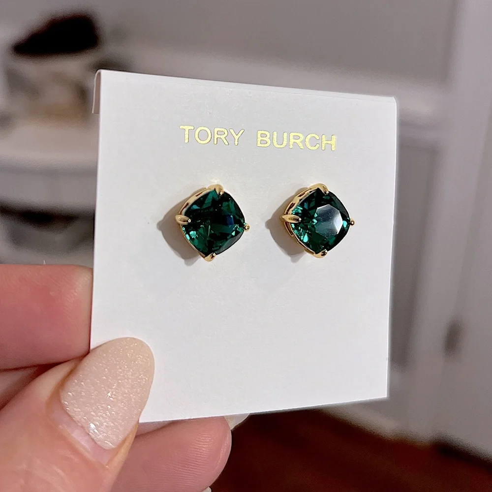 💚💚Brand New Tory TB Emerald Crystal stud earrings